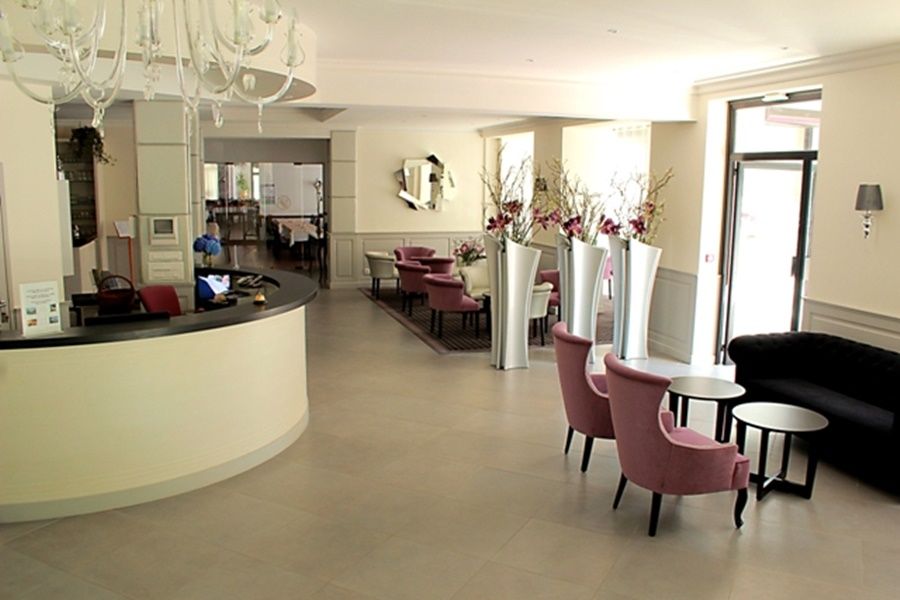 Hotel Esplanade Eden Lourdes Exteriör bild